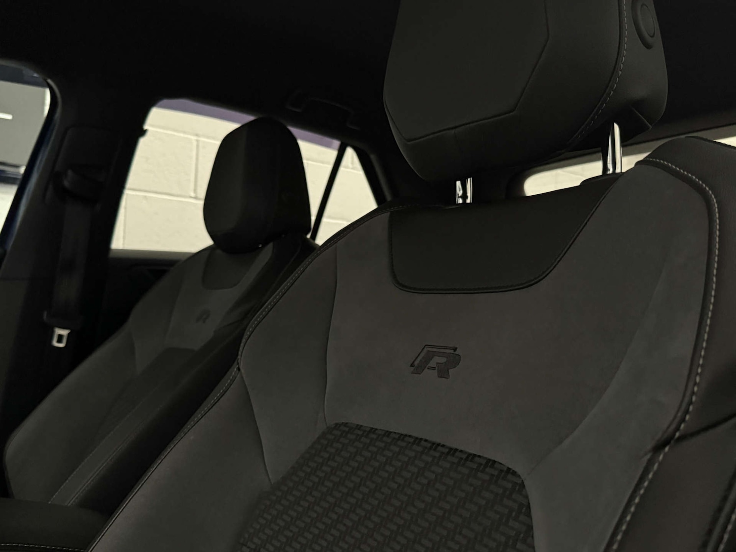 Used Volkswagen T-Roc 2019 for sale - 76601228: Photo 23