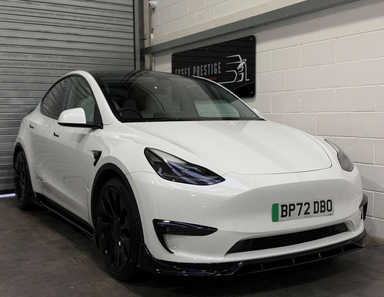 Used Tesla Model Y 2023 for sale - 76711695: Photo 1