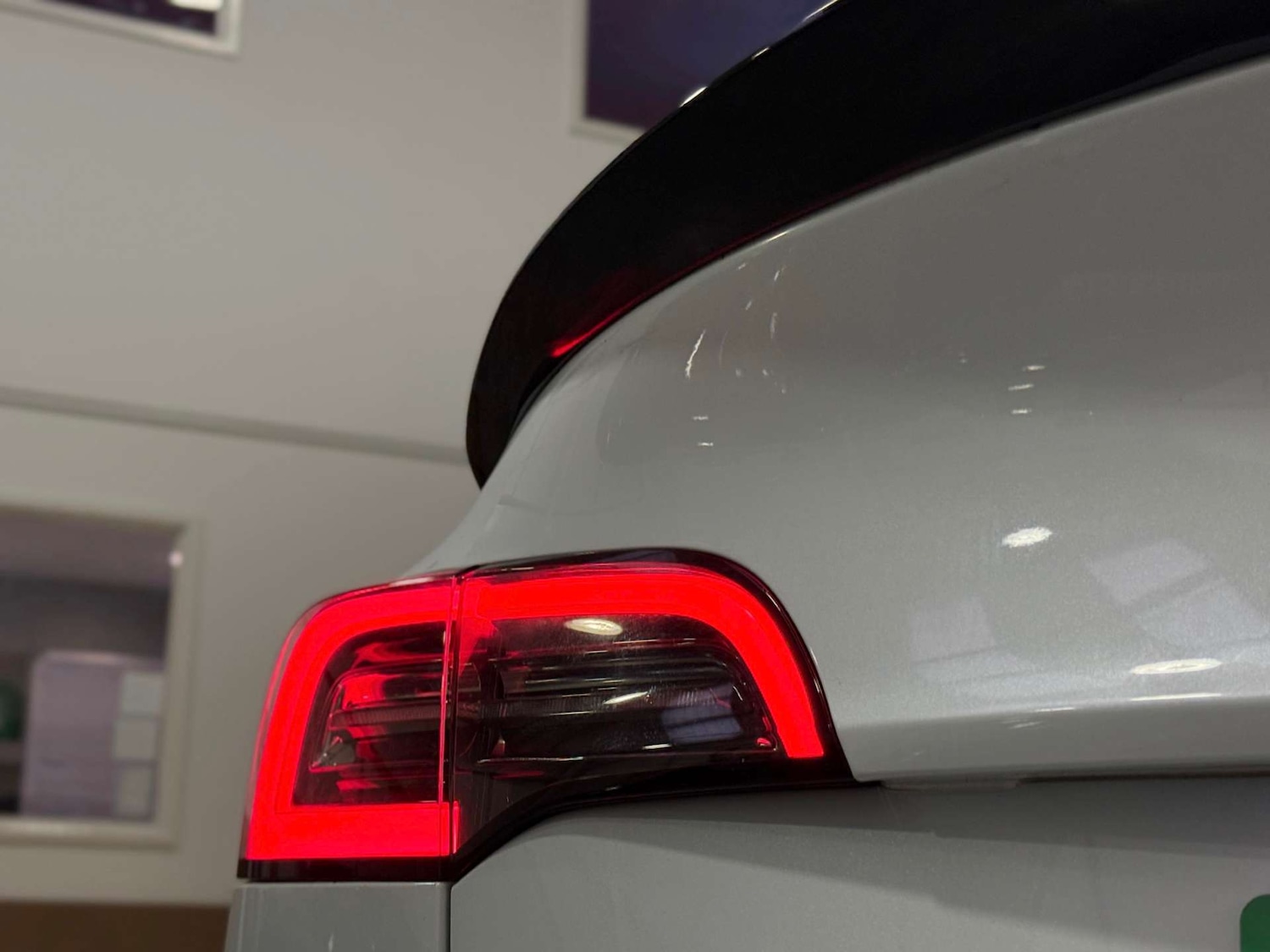 Used Tesla Model Y 2023 for sale - 76711695: Photo 10