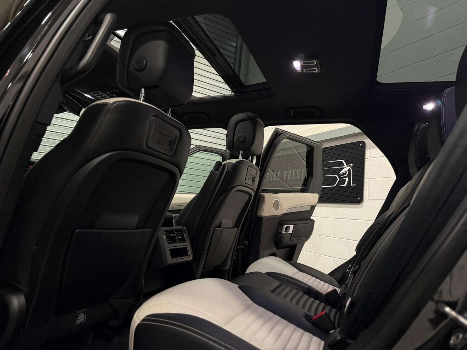 Used Land Rover Discovery 2021 for sale - 76690723: Photo 19