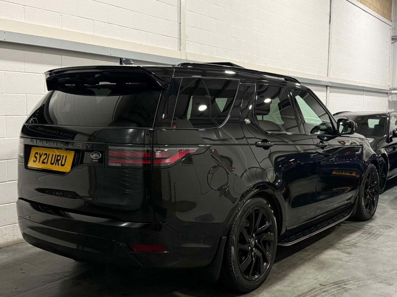 Used Land Rover Discovery 2021 for sale - 76690723: Photo 6