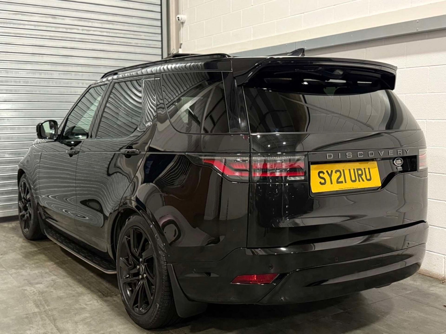 Used Land Rover Discovery 2021 for sale - 76690723: Photo 8