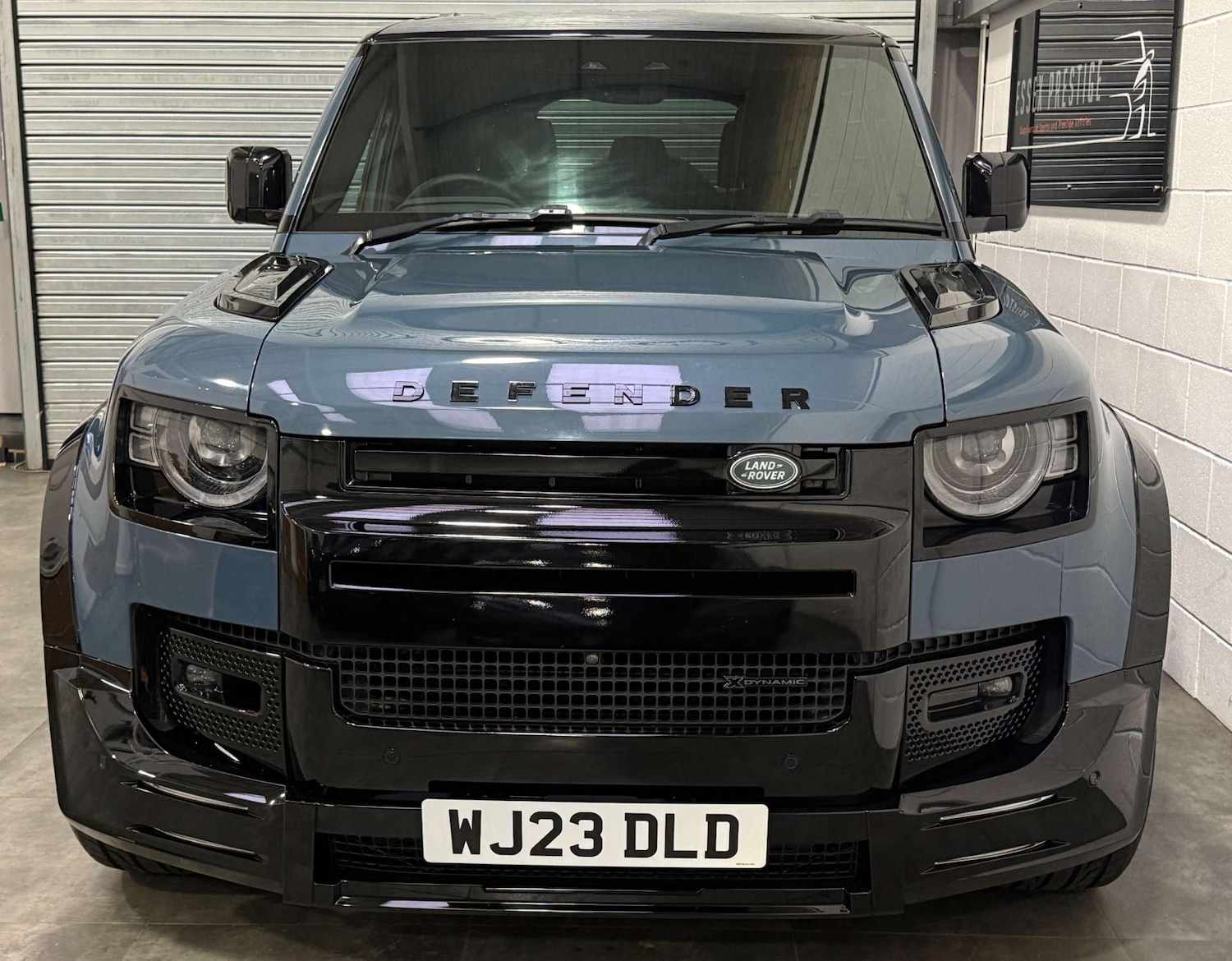 Used Land Rover Defender 2023 for sale - 77556737: Photo 2