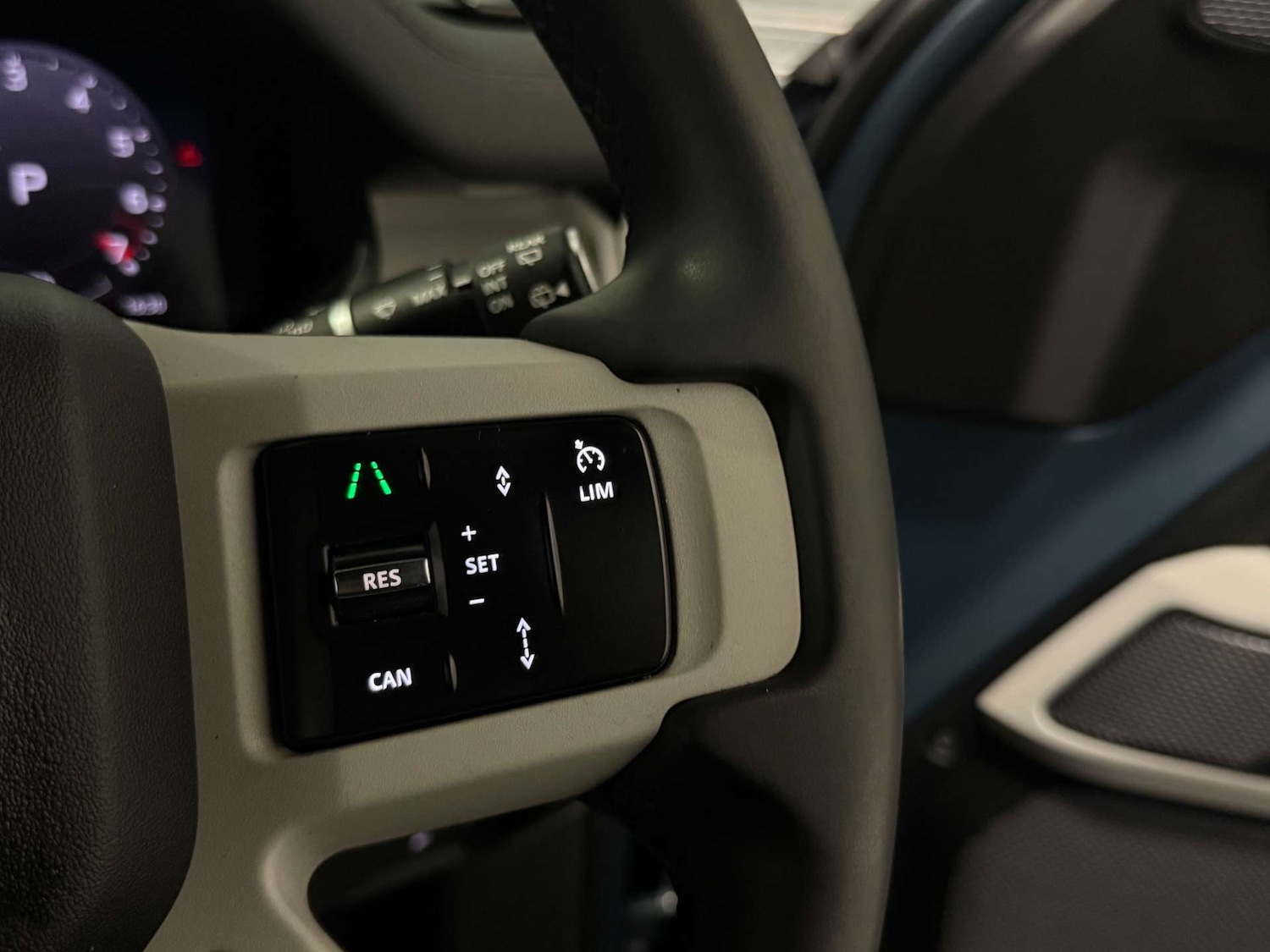 Used Land Rover Defender 2023 for sale - 77556737: Photo 27