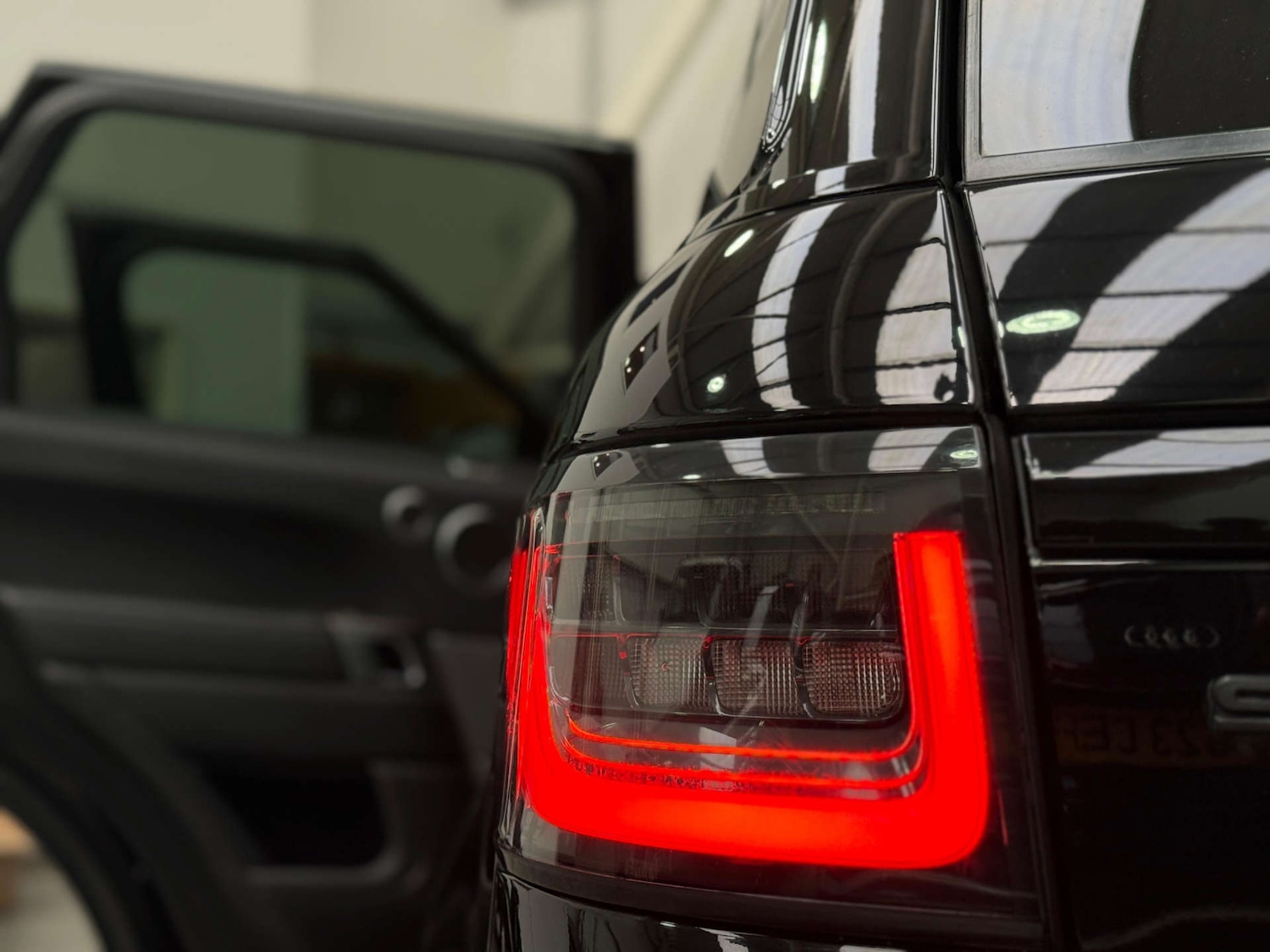 Used Land Rover Range Rover Sport 2018 for sale - 77921653: Photo 10