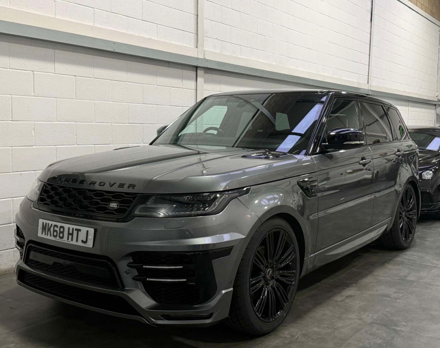 Used Land Rover Range Rover Sport 2018 for sale - 76307935: Photo 3