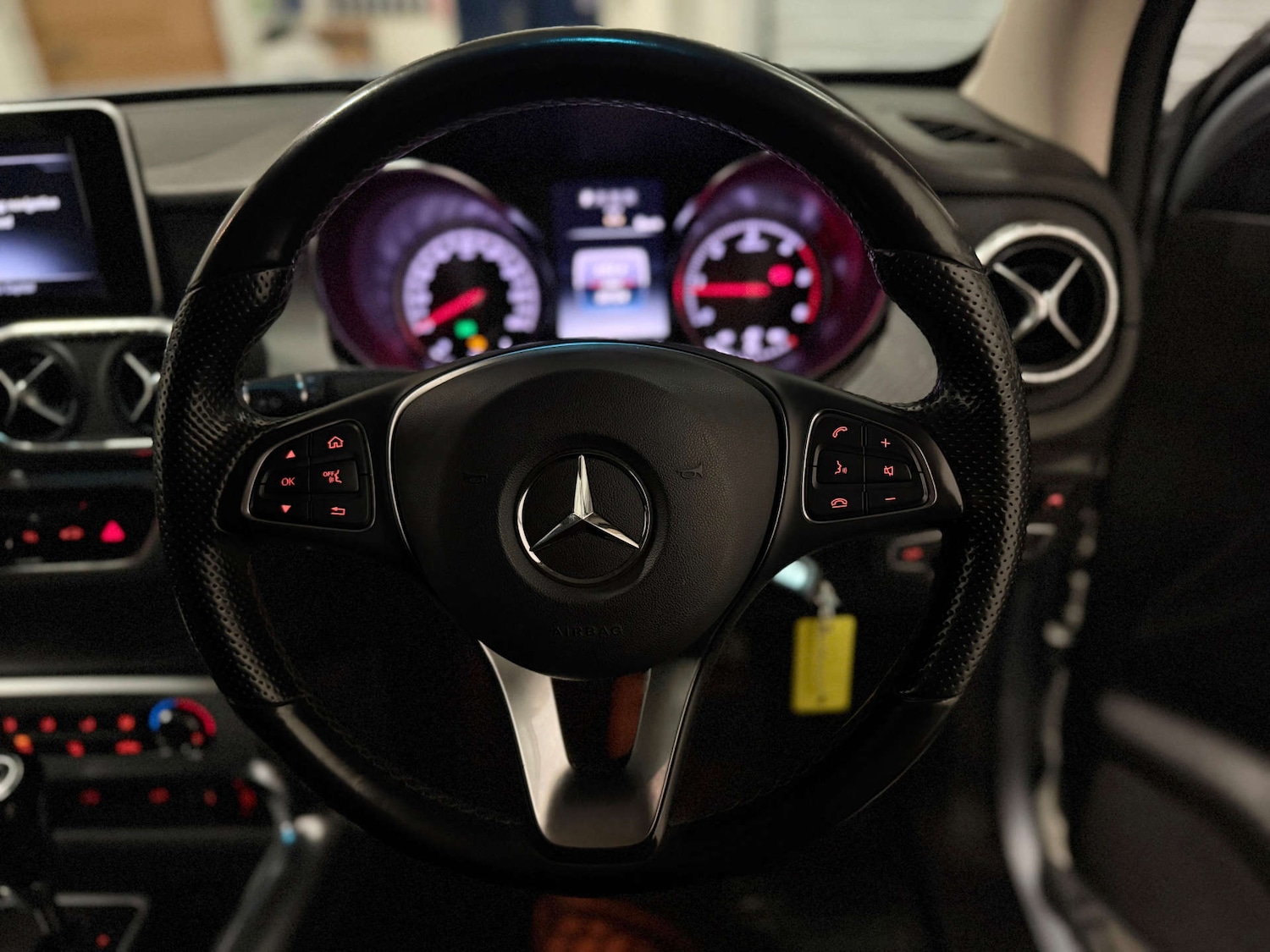 Used Mercedes-Benz X Class 2019 for sale - 76625112: Photo 13