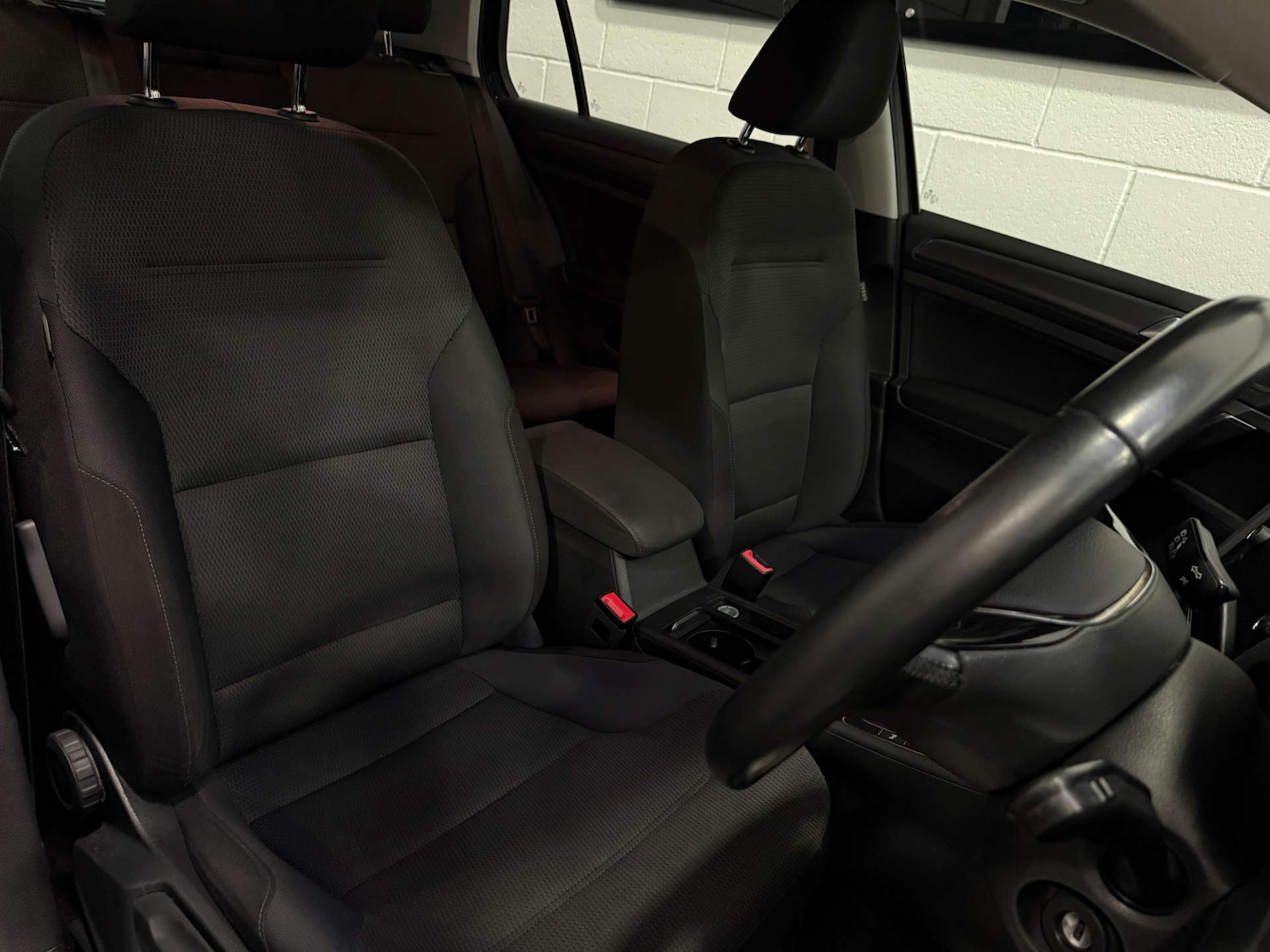 Used Volkswagen Golf 2017 for sale - 76931119: Photo 15