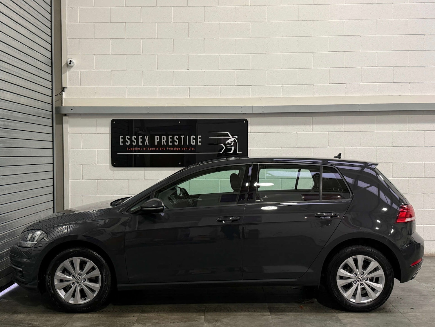 Used Volkswagen Golf 2017 for sale - 76931119: Photo 5