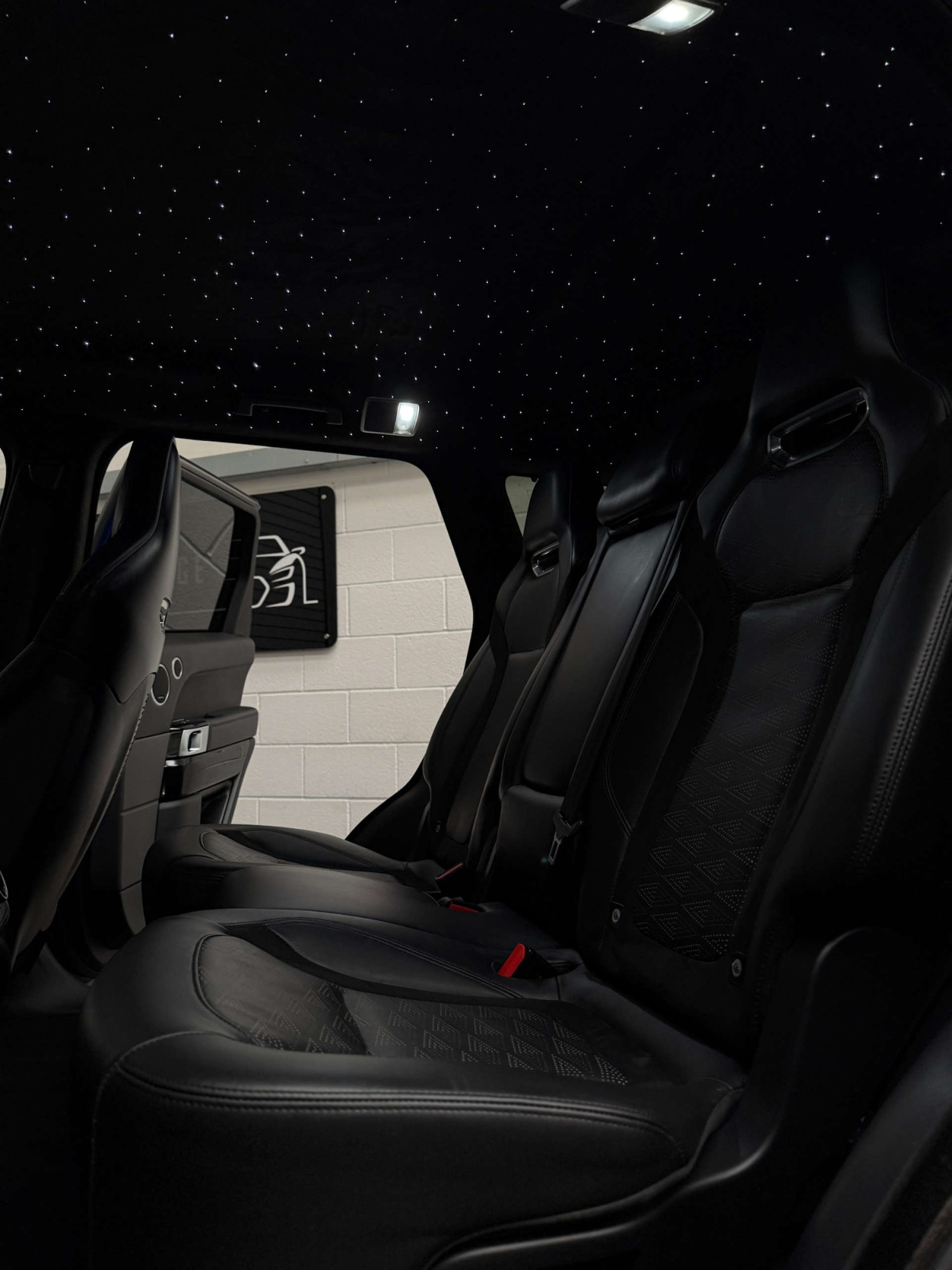 Used Land Rover Range Rover Sport 2018 for sale - 76640025: Photo 18