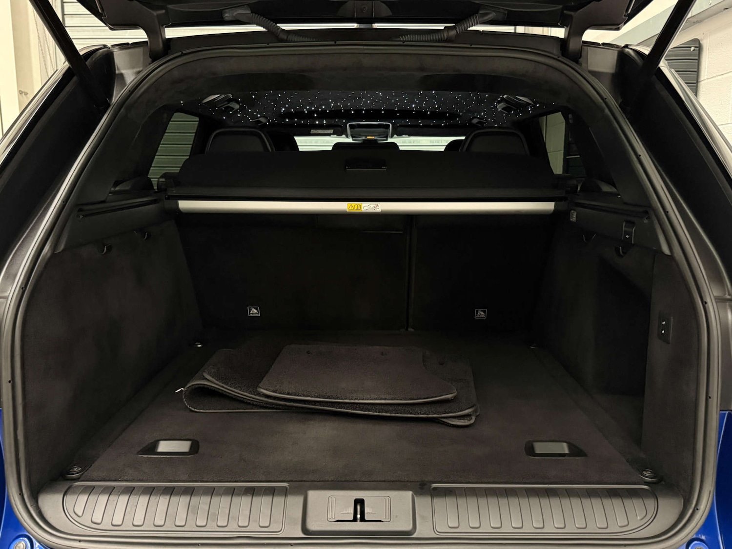 Used Land Rover Range Rover Sport 2018 for sale - 76640025: Photo 31