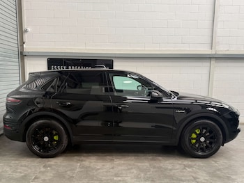 Used Porsche Cayenne 2020 for sale - 79536017: Photo
