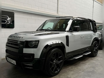 Used Land Rover Defender 2020 for sale - 75608477: Photo