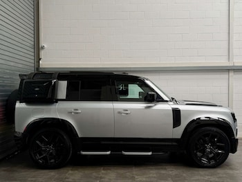 Used Land Rover Defender 2020 for sale - 75608477: Photo