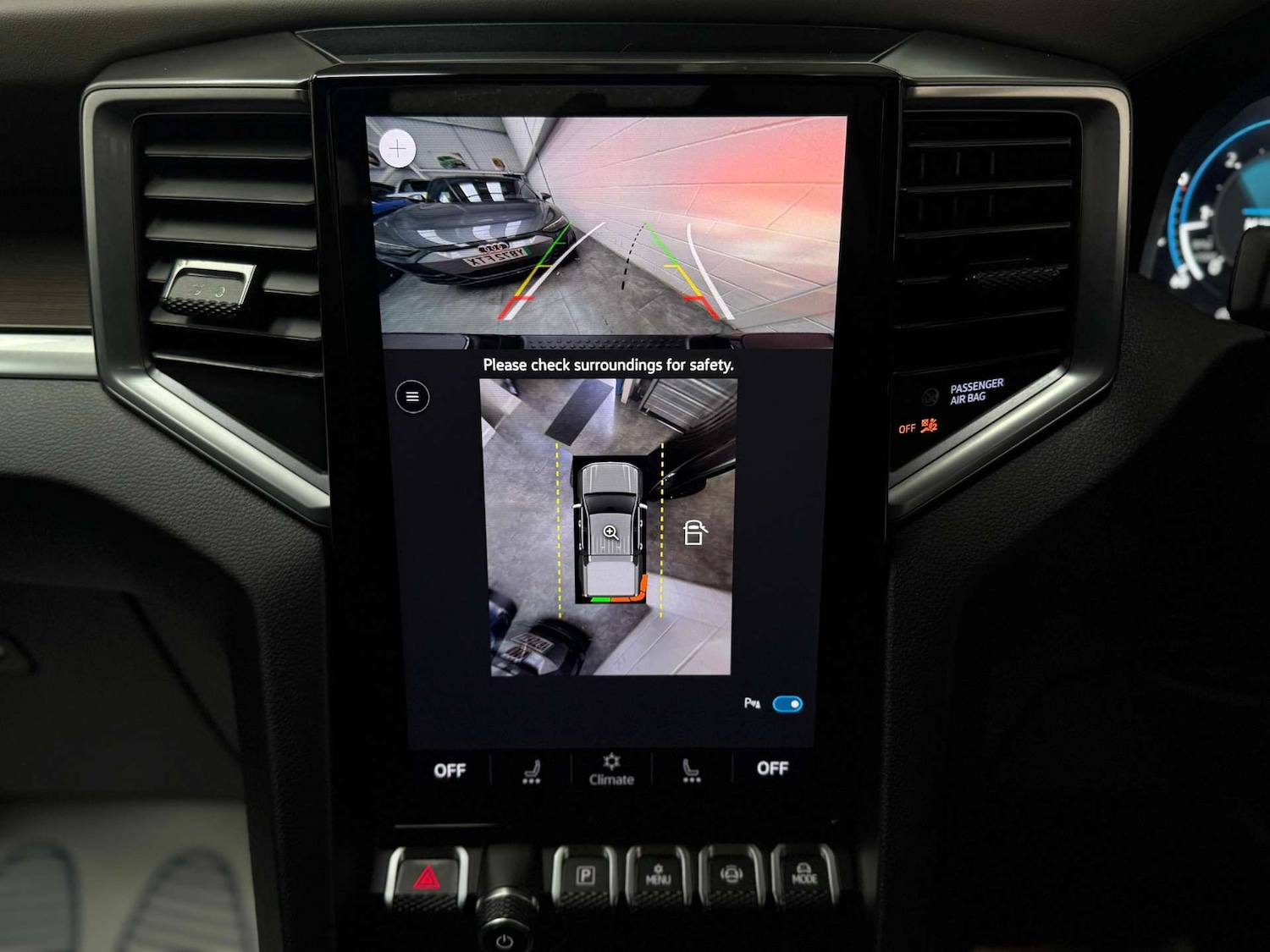 Used Volkswagen Amarok 2023 for sale - 76437861: Photo 23