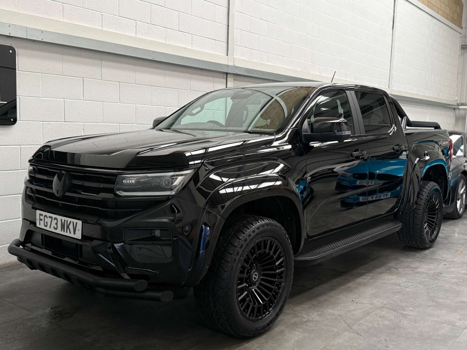 Used Volkswagen Amarok 2023 for sale - 76437861: Photo 3