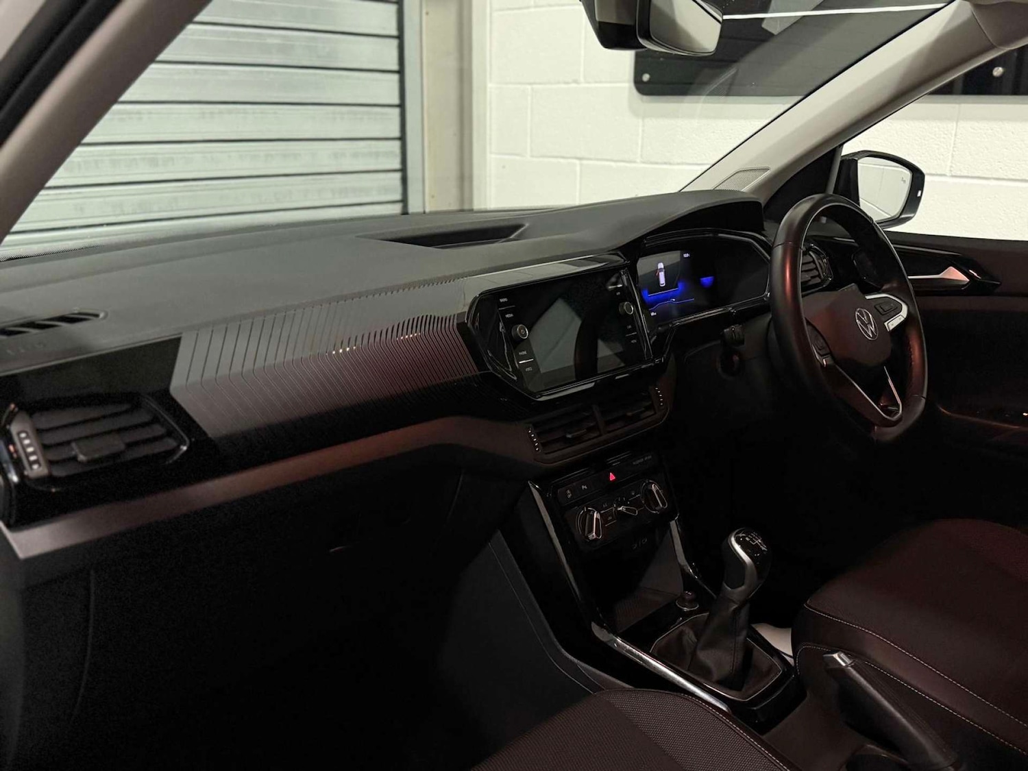 Used Volkswagen T-Cross 2023 for sale - 77523383: Photo 16