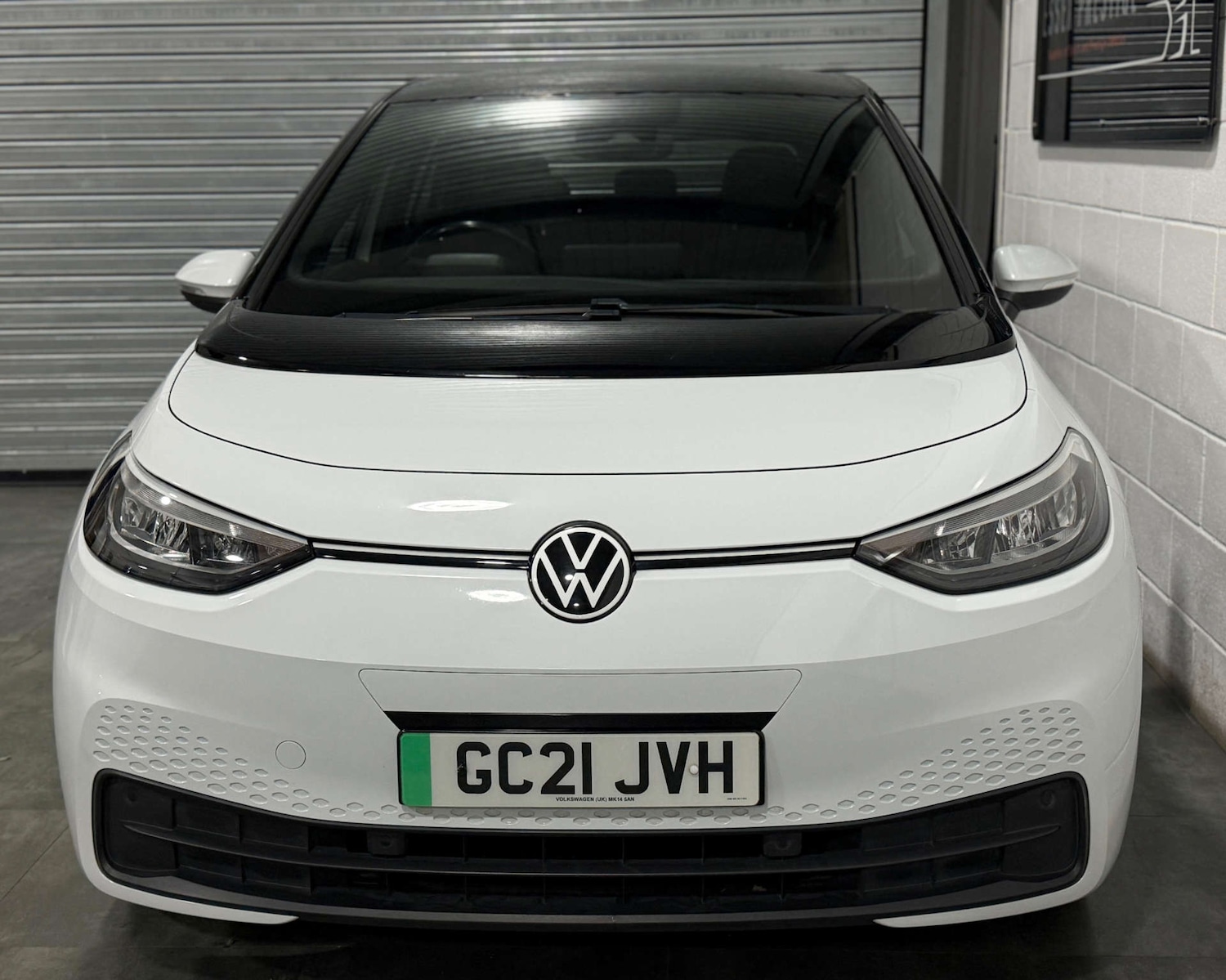 Used Volkswagen ID.3 2021 for sale - 76647108: Photo 2