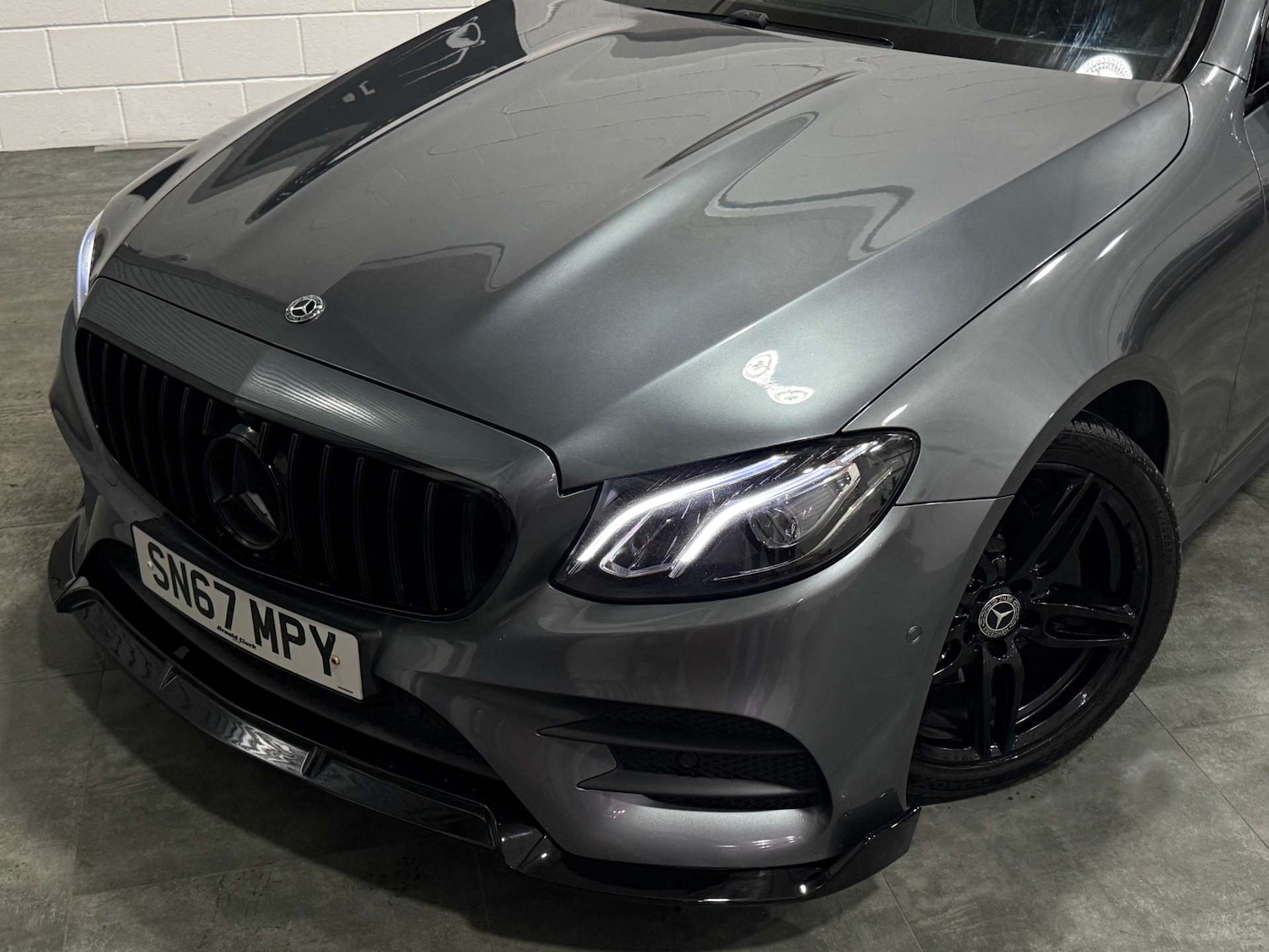 Used Mercedes-Benz E Class 2017 for sale - 77393382: Photo 11