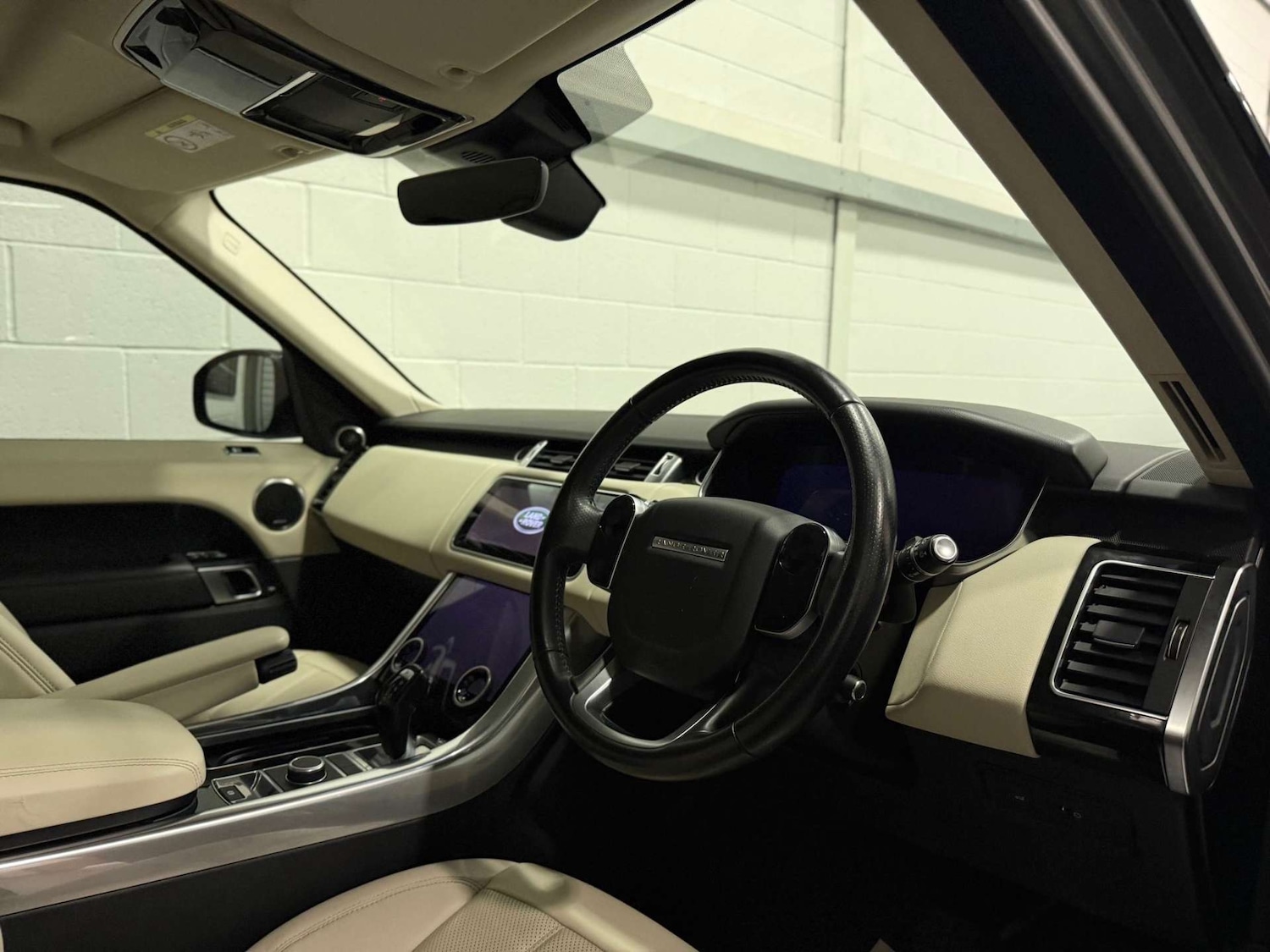 Used Land Rover Range Rover Sport 2018 for sale - 76347353: Photo 15