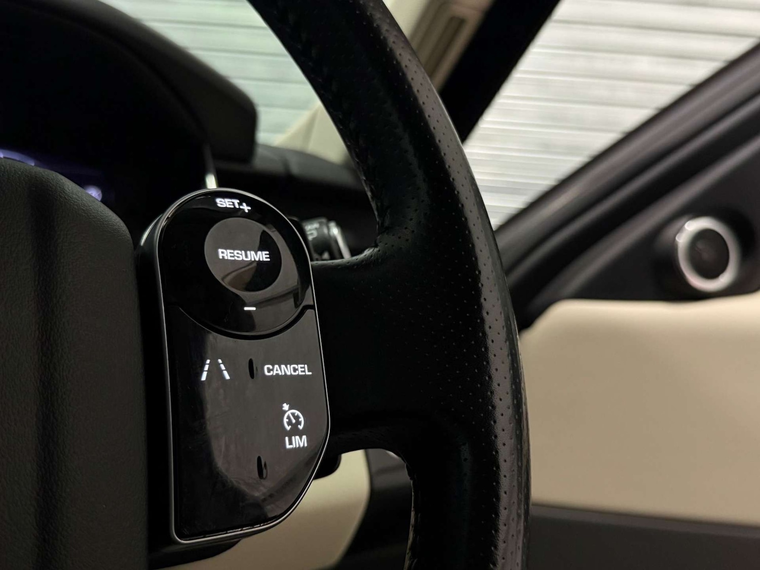 Used Land Rover Range Rover Sport 2018 for sale - 76347353: Photo 23