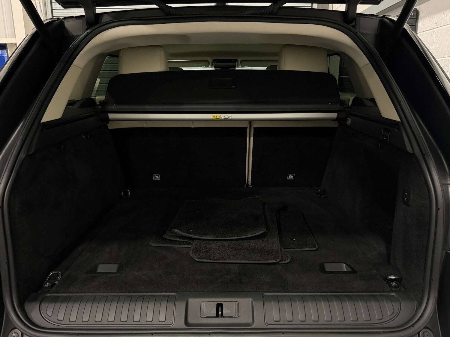 Used Land Rover Range Rover Sport 2018 for sale - 76347353: Photo 25