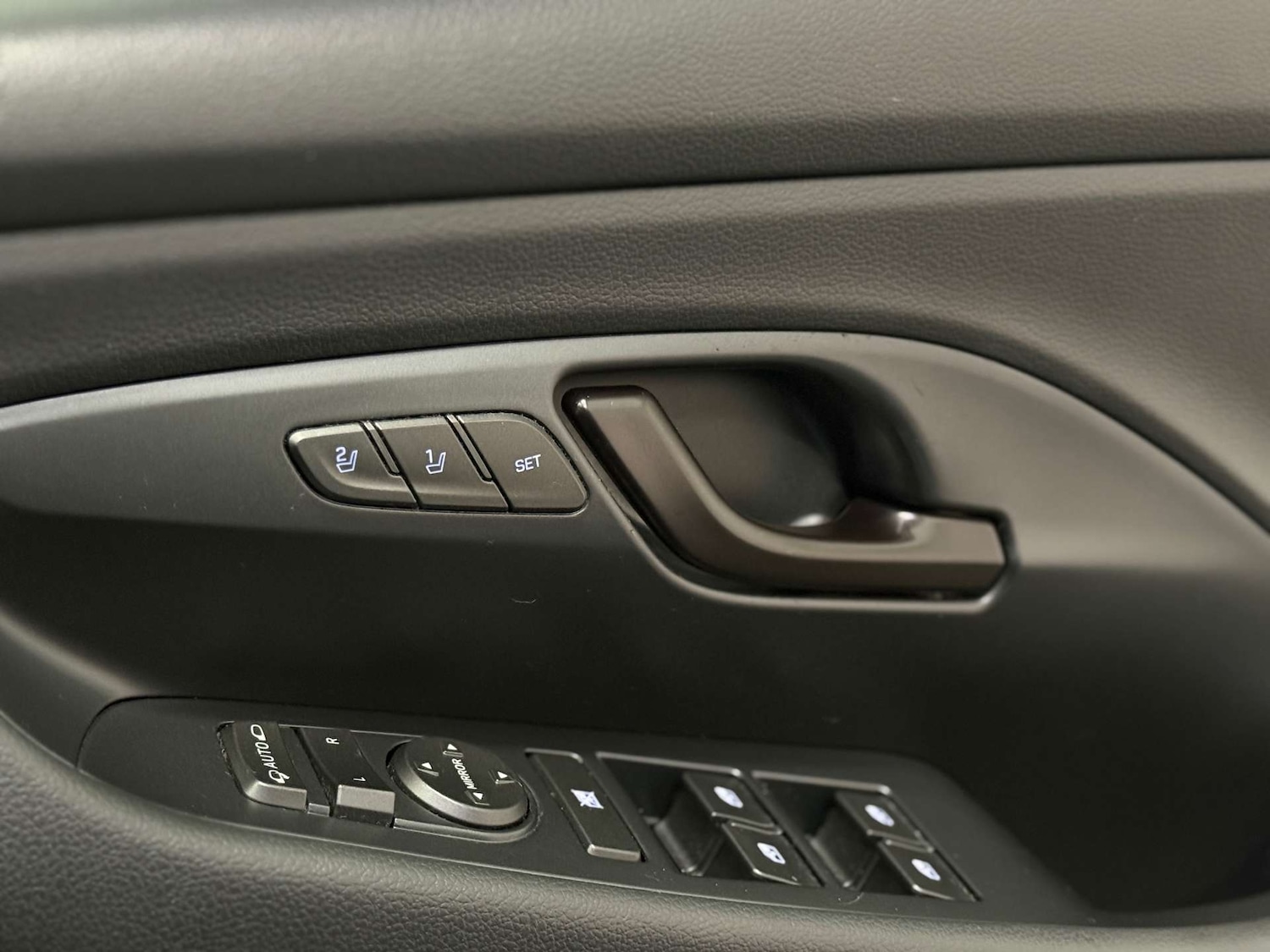 Used Hyundai i30 2018 for sale - 77368238: Photo 27