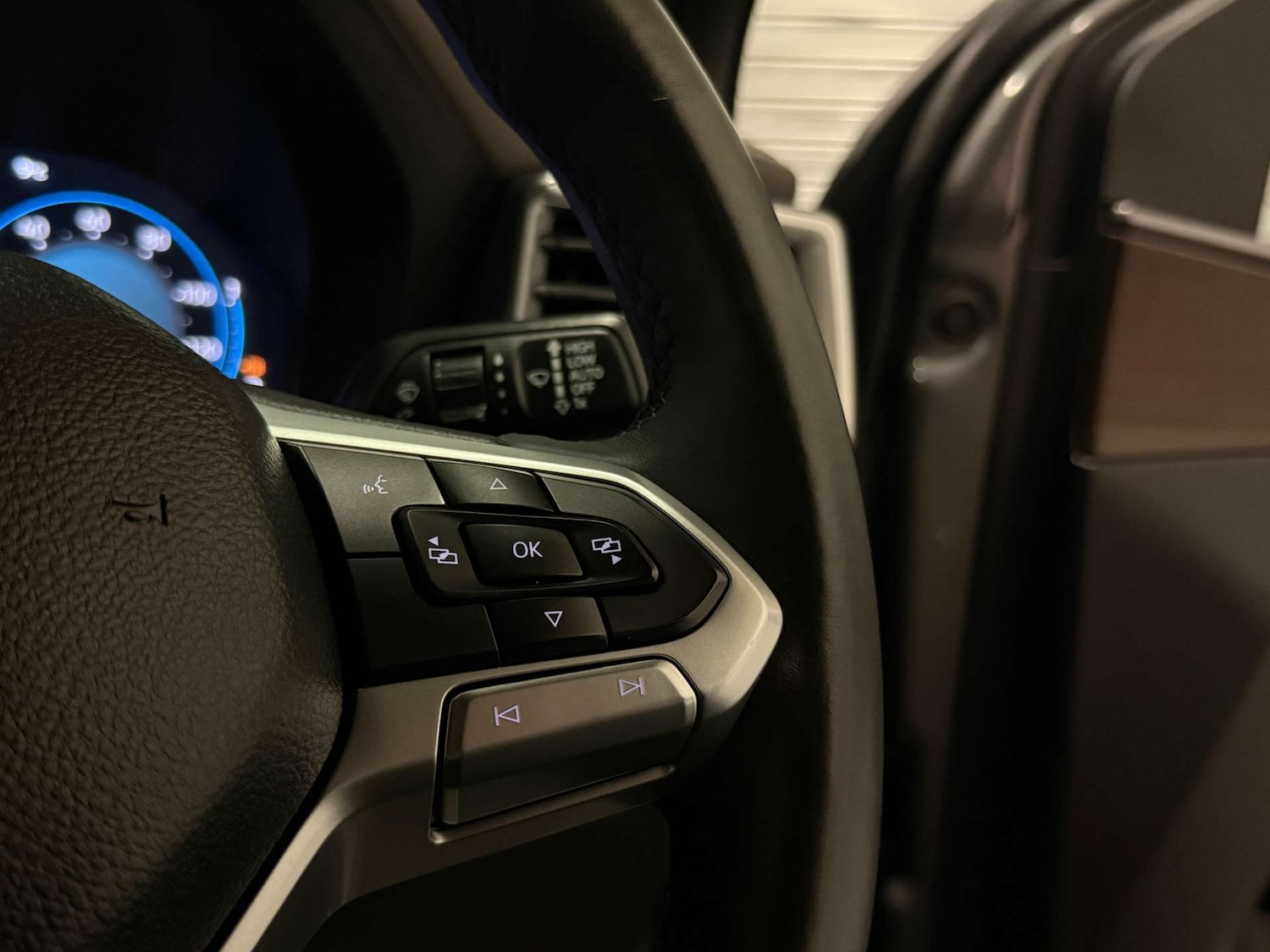 Used Volkswagen Amarok 2023 for sale - 77355540: Photo 23