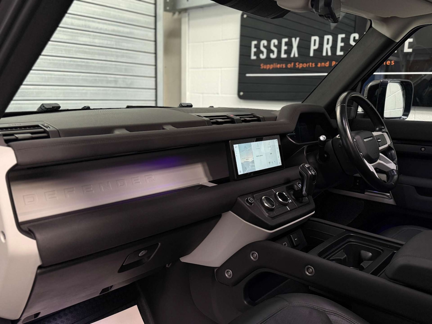 Used Land Rover Defender 2022 for sale - 77988227: Photo 16