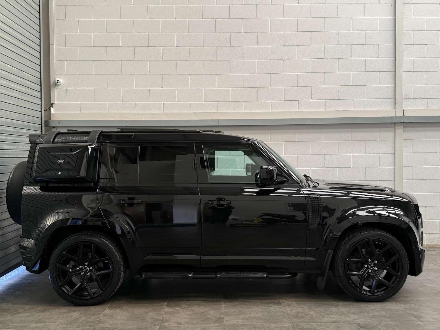 Used Land Rover Defender 2022 for sale - 77988227: Photo 5