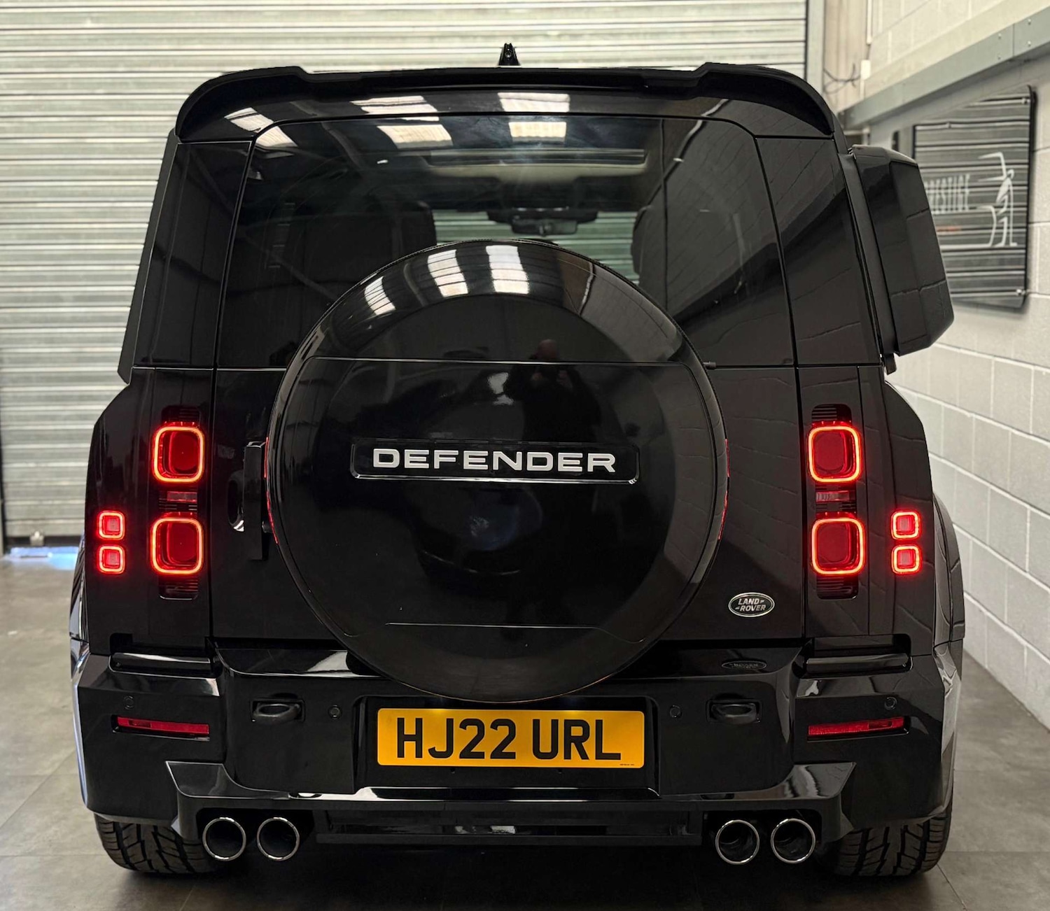 Used Land Rover Defender 2022 for sale - 77988227: Photo 7