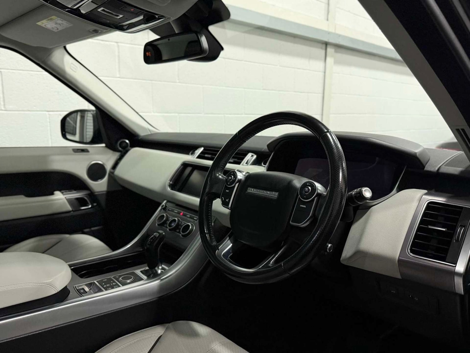 Used Land Rover Range Rover Sport 2016 for sale - 76659845: Photo 13