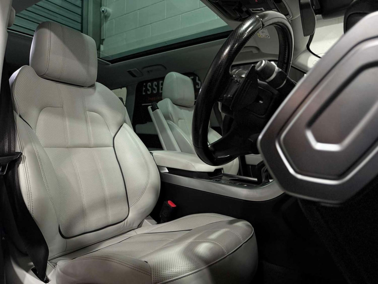 Used Land Rover Range Rover Sport 2016 for sale - 76659845: Photo 14