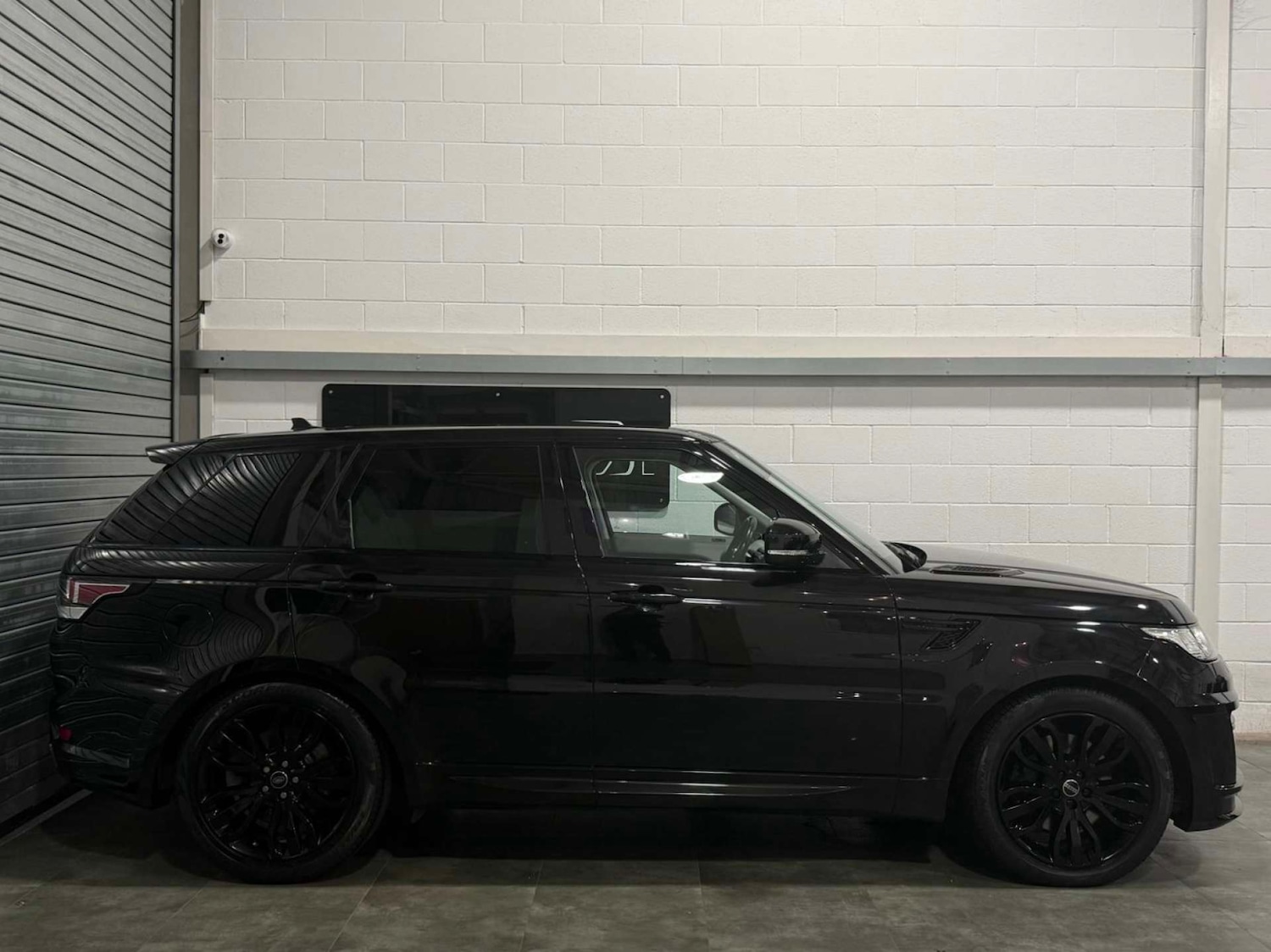 Used Land Rover Range Rover Sport 2016 for sale - 76659845: Photo 4