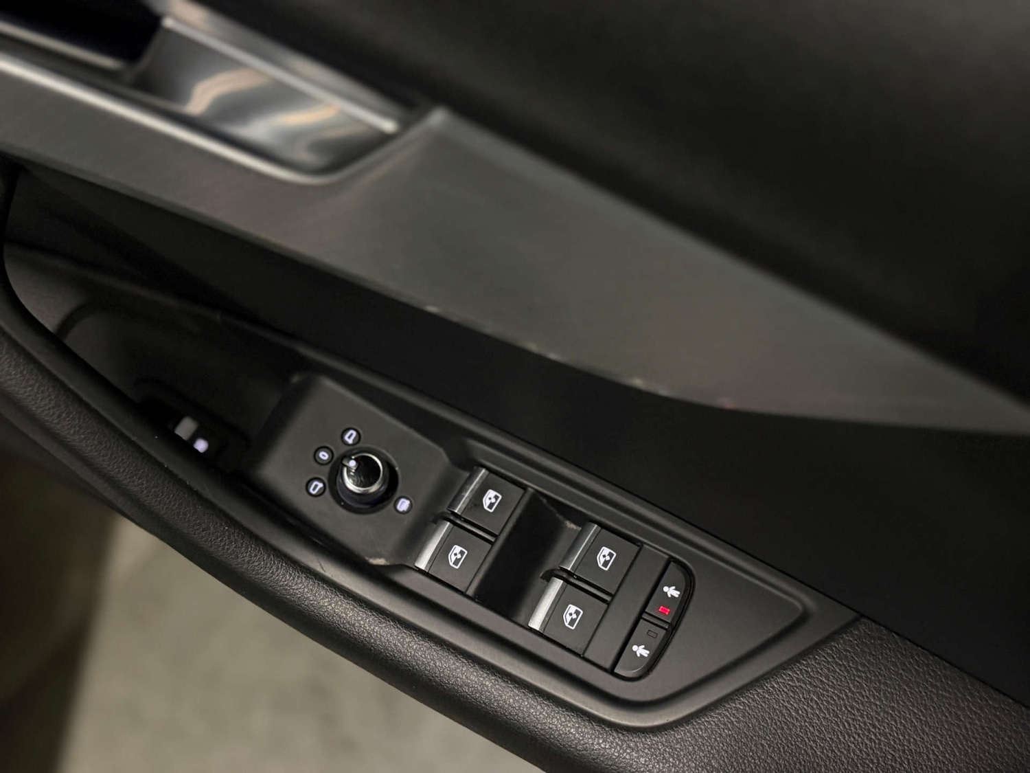 Used Audi A4 2018 for sale - 77315527: Photo 17