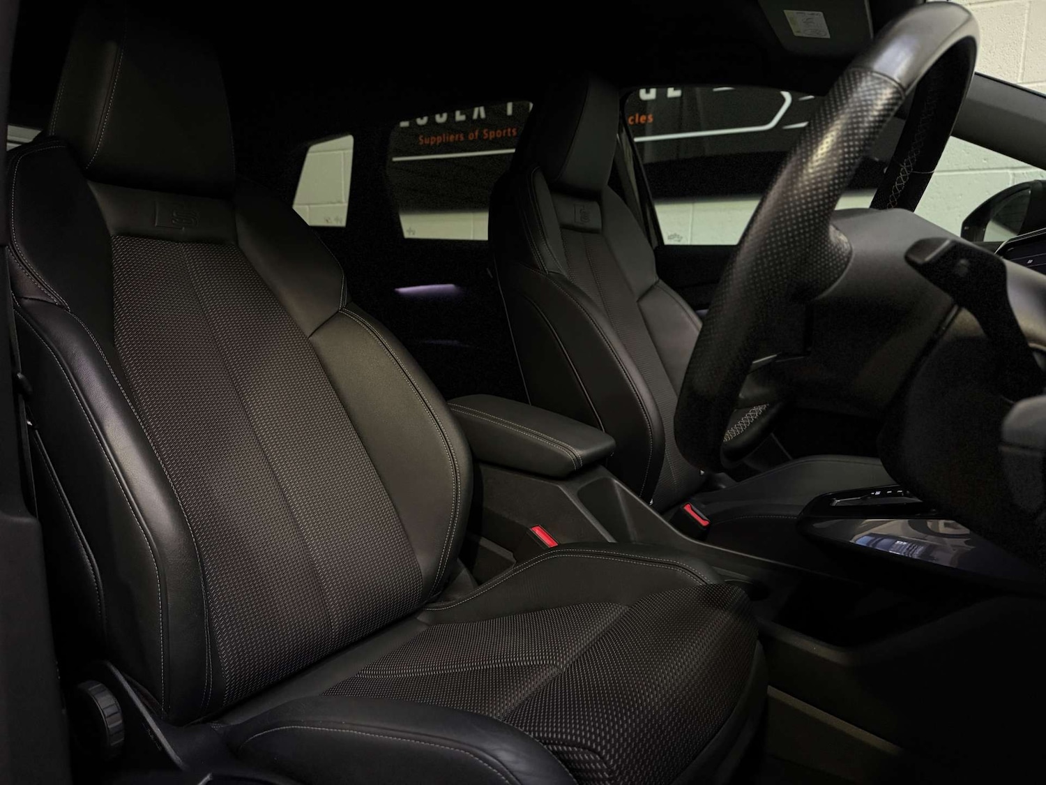 Used Audi Q4 e-tron 2022 for sale - 76367322: Photo 15