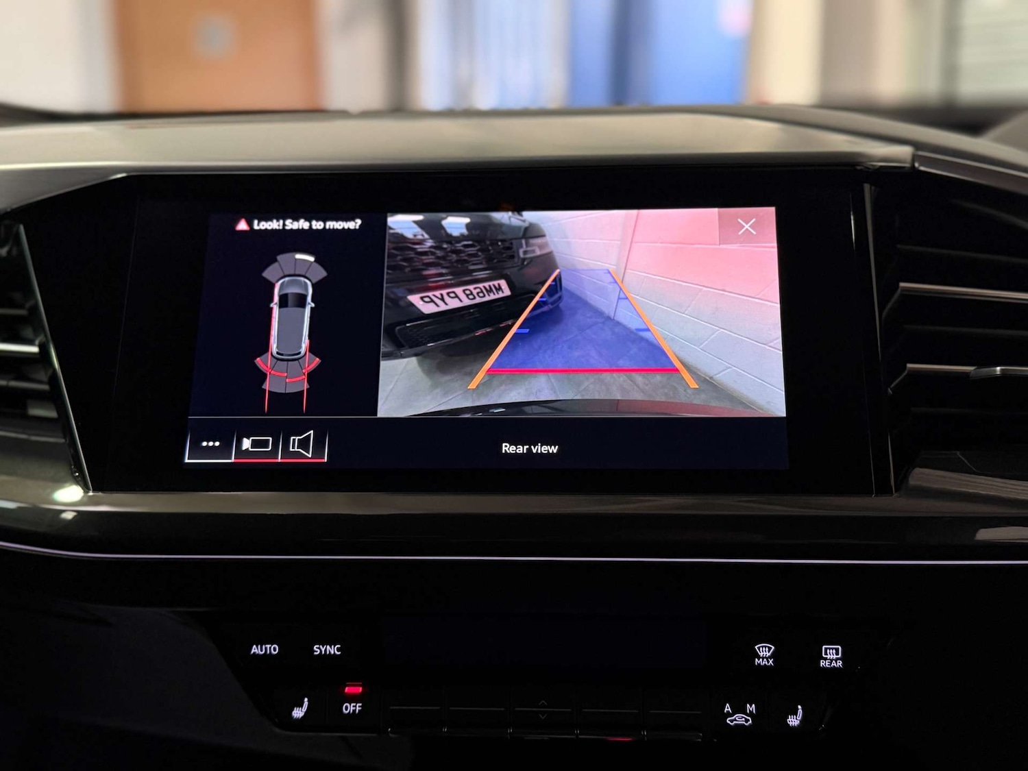 Used Audi Q4 e-tron 2022 for sale - 76367322: Photo 21