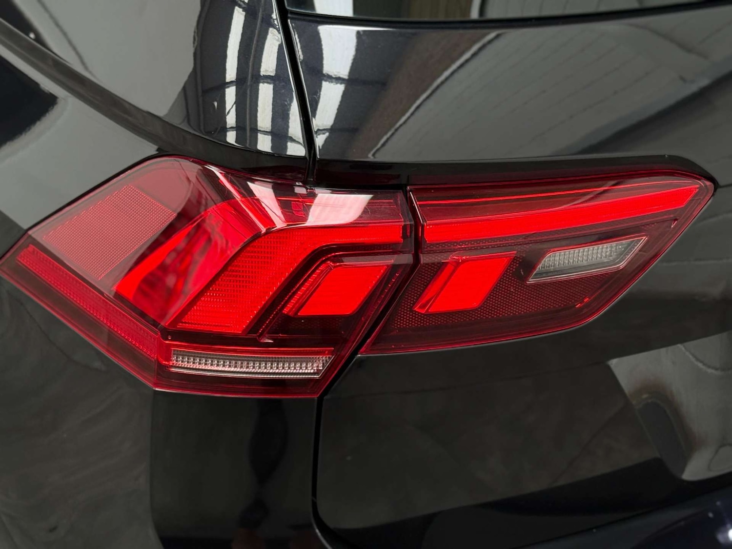 Used Volkswagen Tiguan 2021 for sale - 76277764: Photo 10