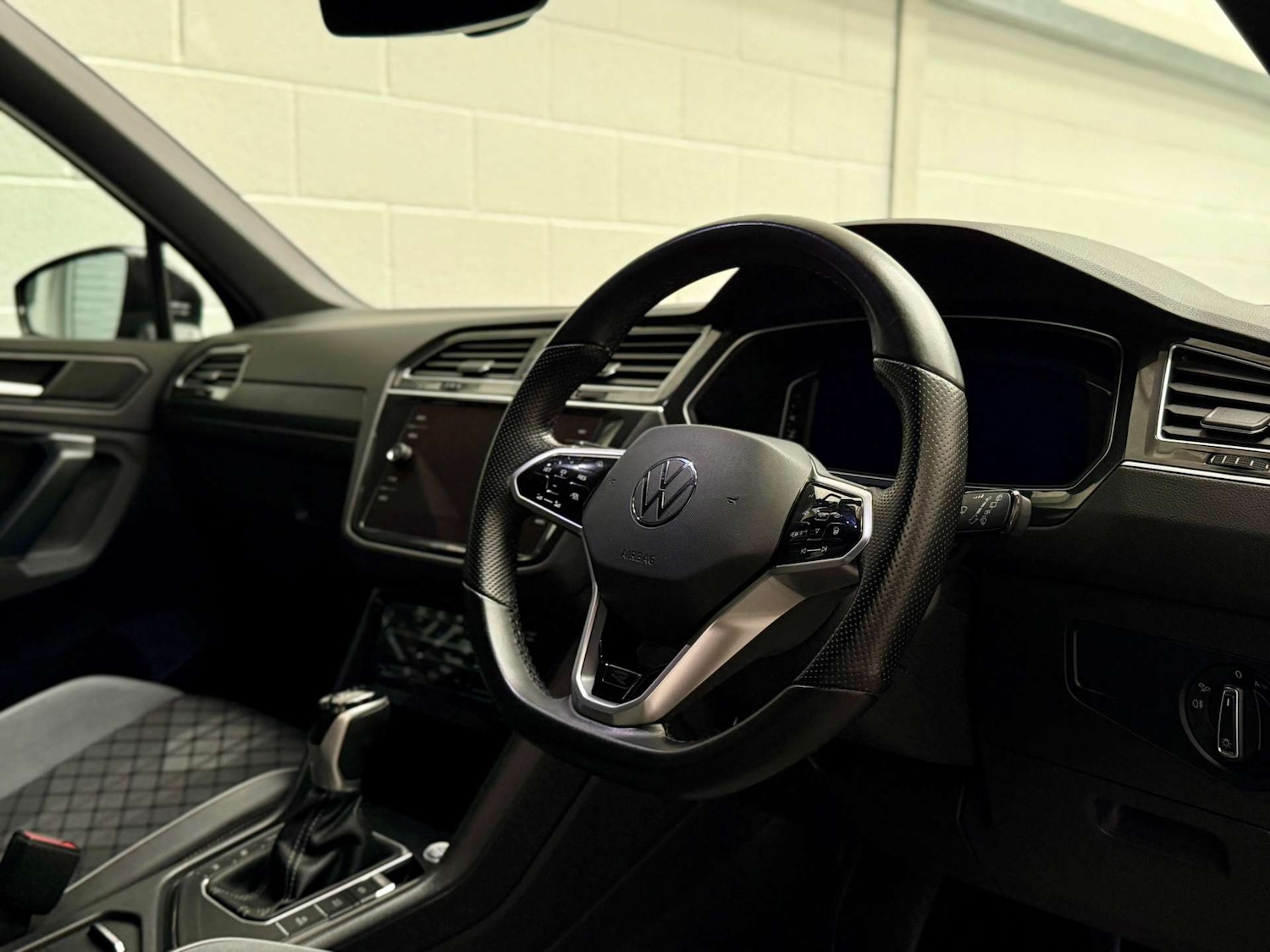 Used Volkswagen Tiguan 2021 for sale - 76277764: Photo 14