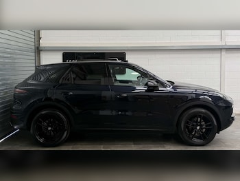 Used Porsche Cayenne 2019 for sale - 78340705: Photo