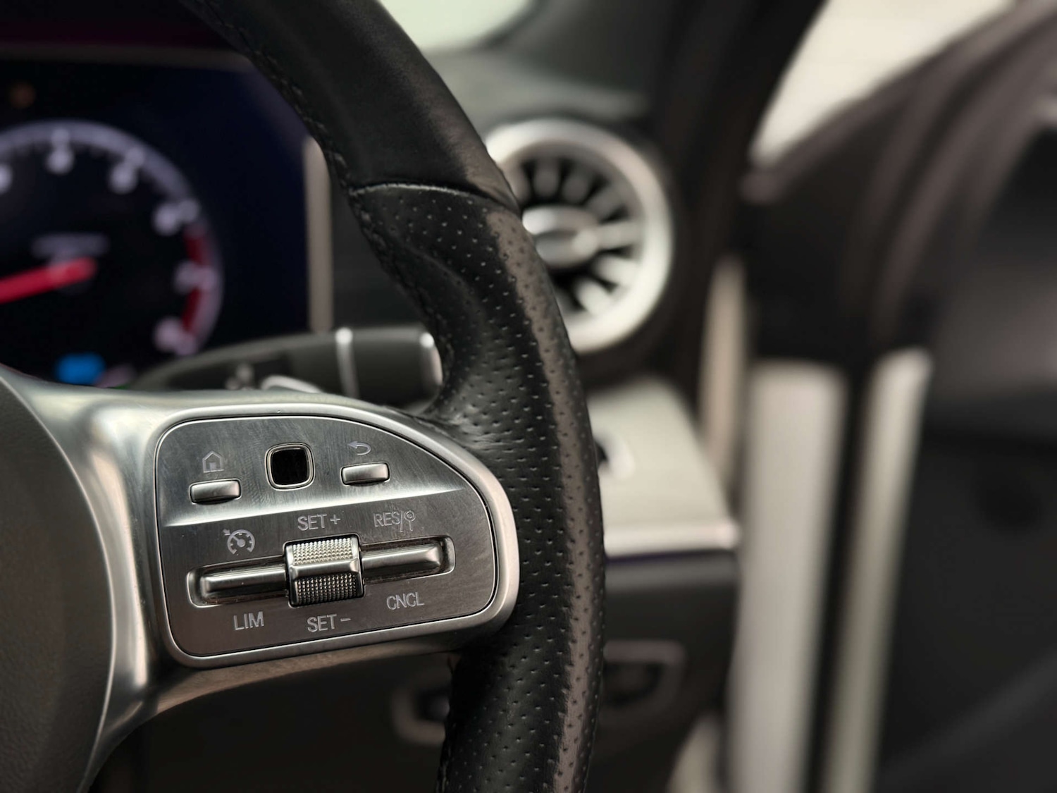 Used Mercedes-Benz CLS 2019 for sale - 77950355: Photo 16