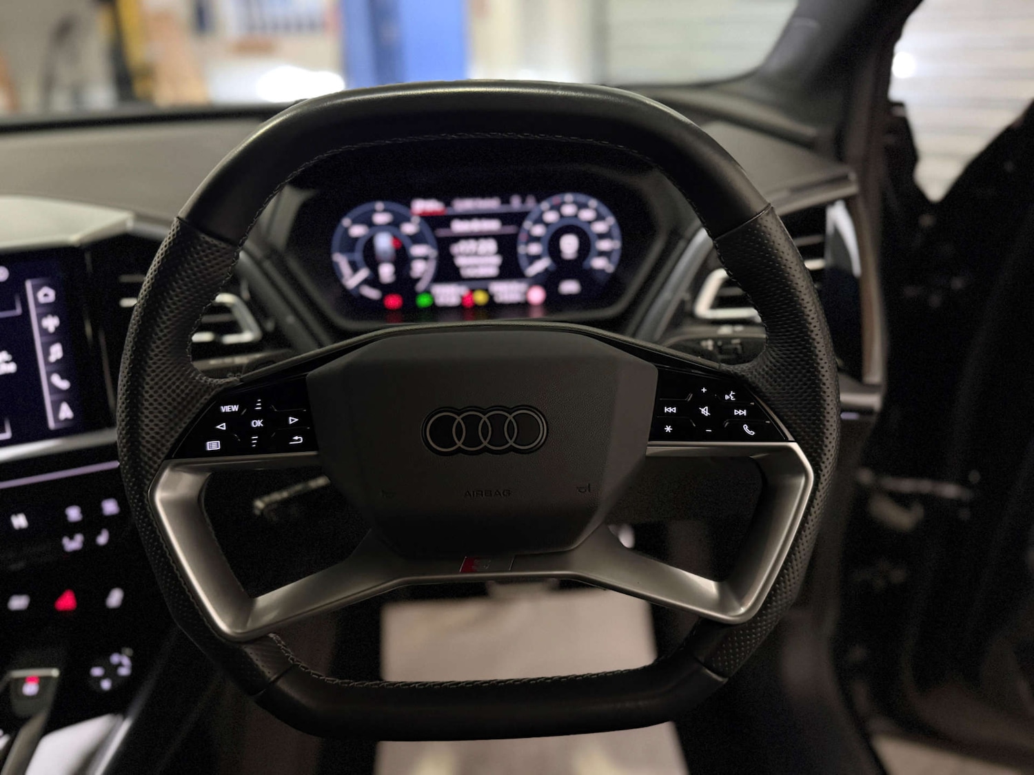 Used Audi Q4 e-tron 2023 for sale - 78105701: Photo 13