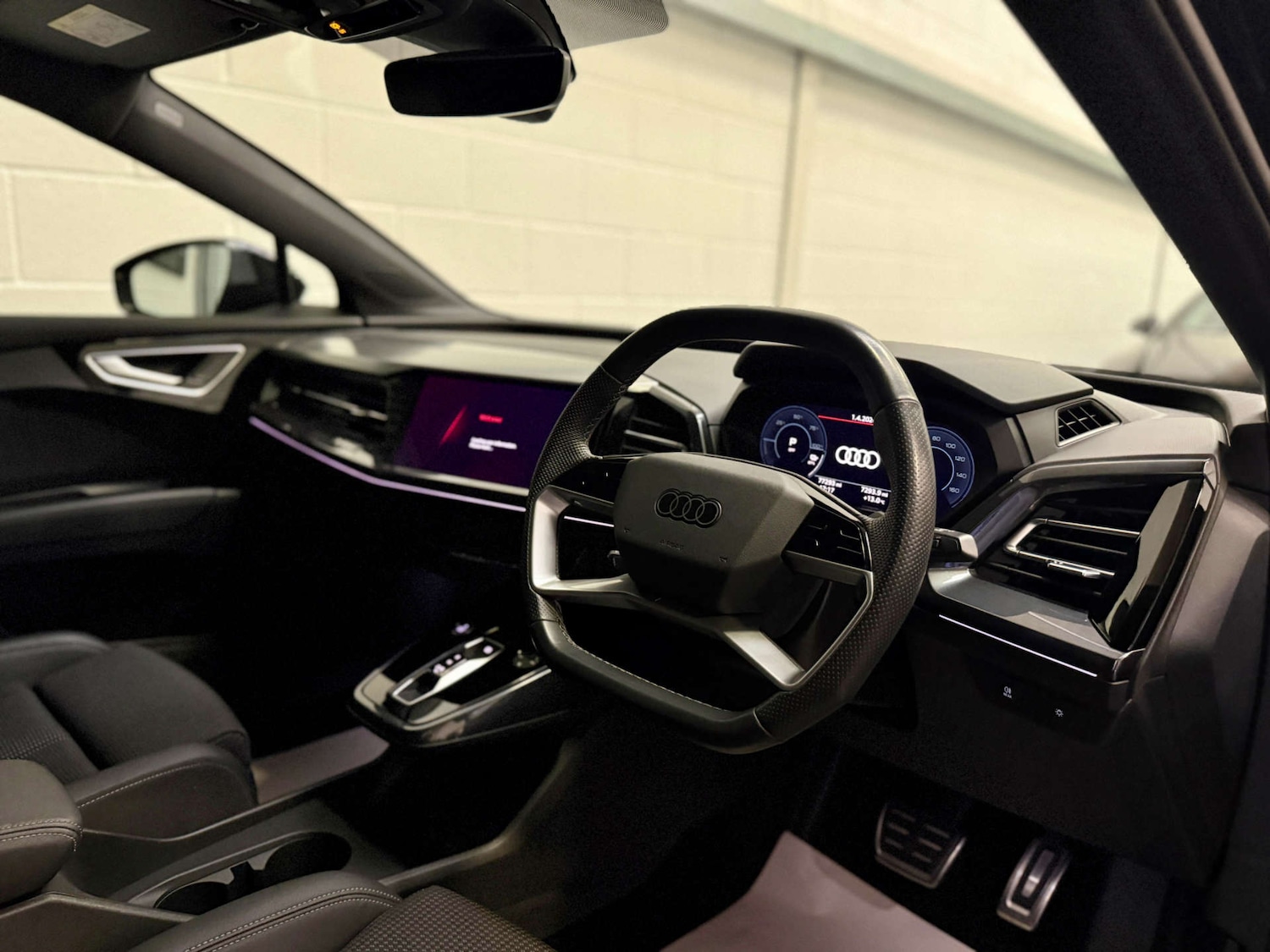 Used Audi Q4 e-tron 2023 for sale - 78105701: Photo 14