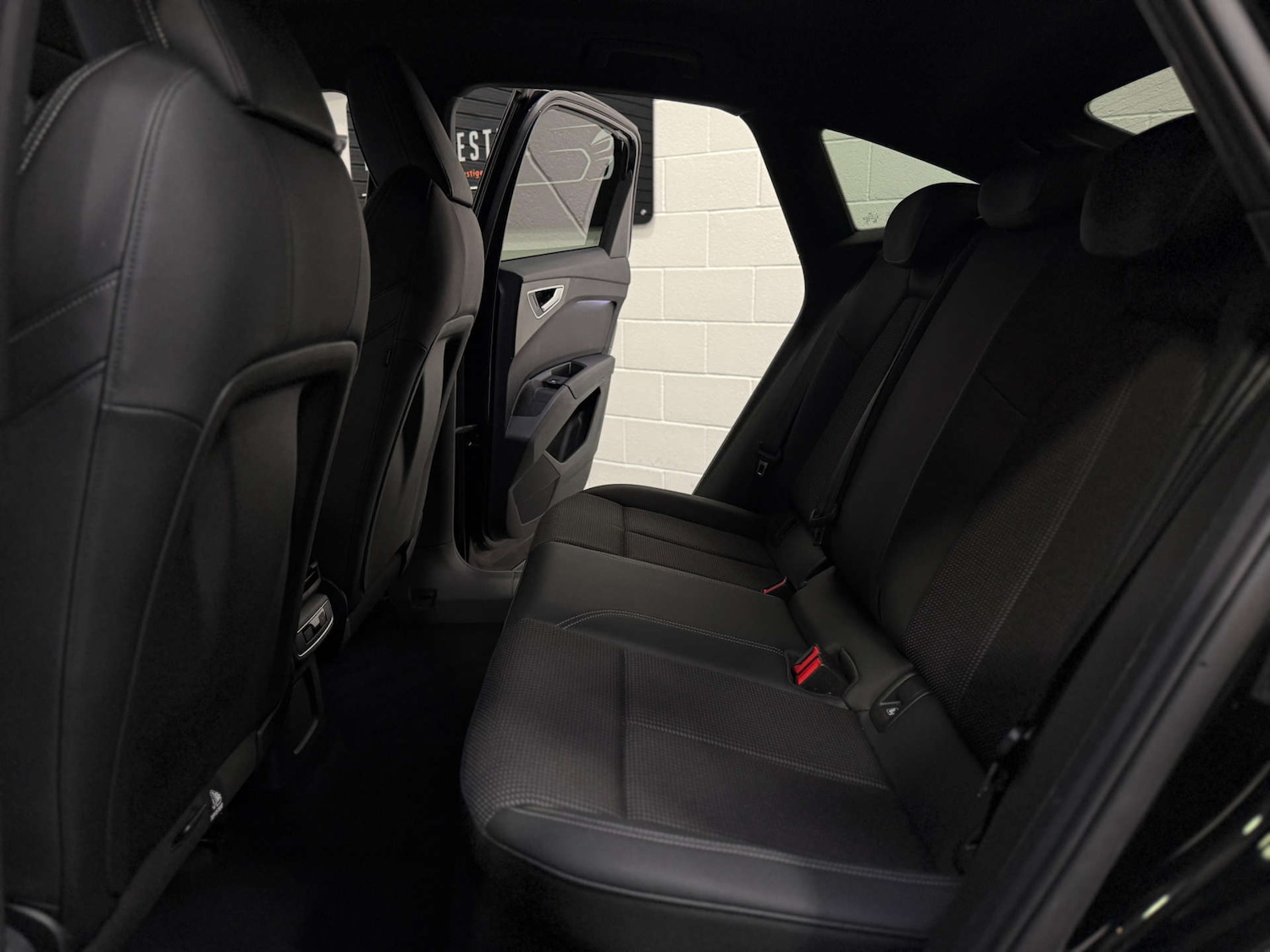 Used Audi Q4 e-tron 2023 for sale - 78105701: Photo 18