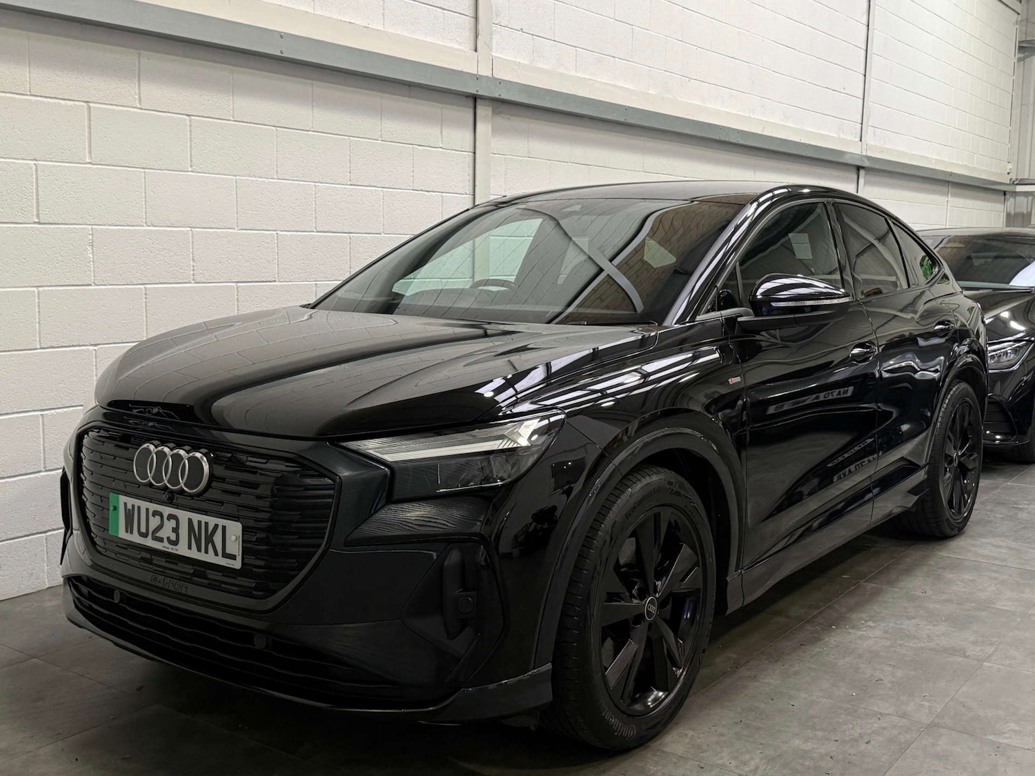 Used Audi Q4 e-tron 2023 for sale - 78105701: Photo 3