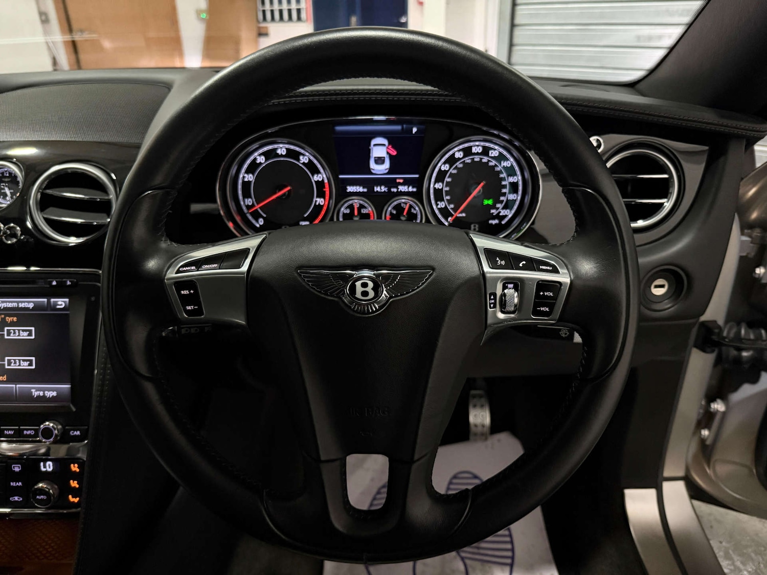 Used Bentley Continental 2012 for sale - 76931770: Photo 14