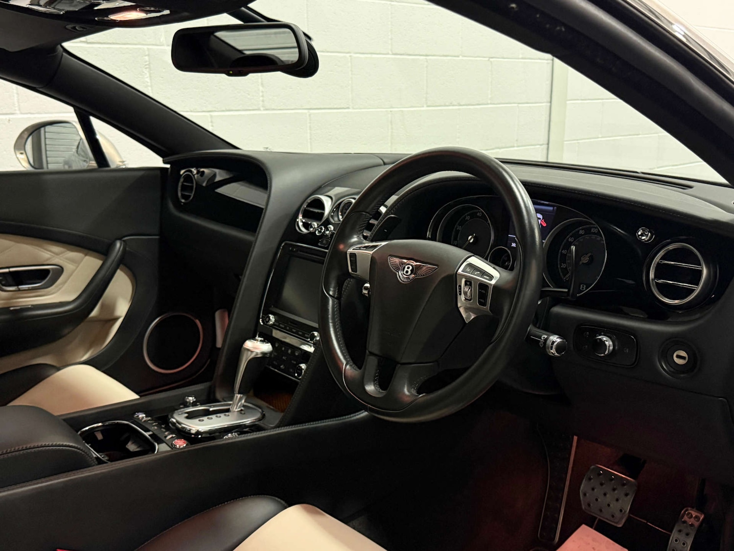 Used Bentley Continental 2012 for sale - 76931770: Photo 15