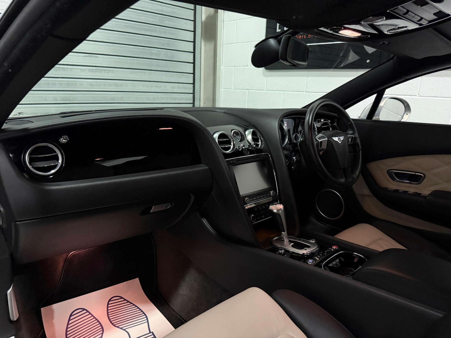 Used Bentley Continental 2012 for sale - 76931770: Photo 17