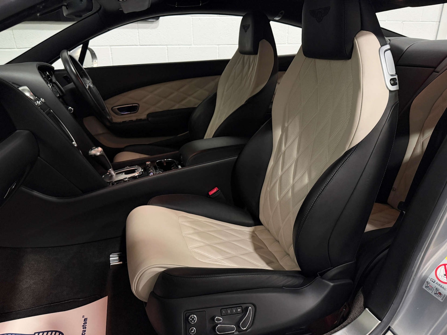 Used Bentley Continental 2012 for sale - 76931770: Photo 18