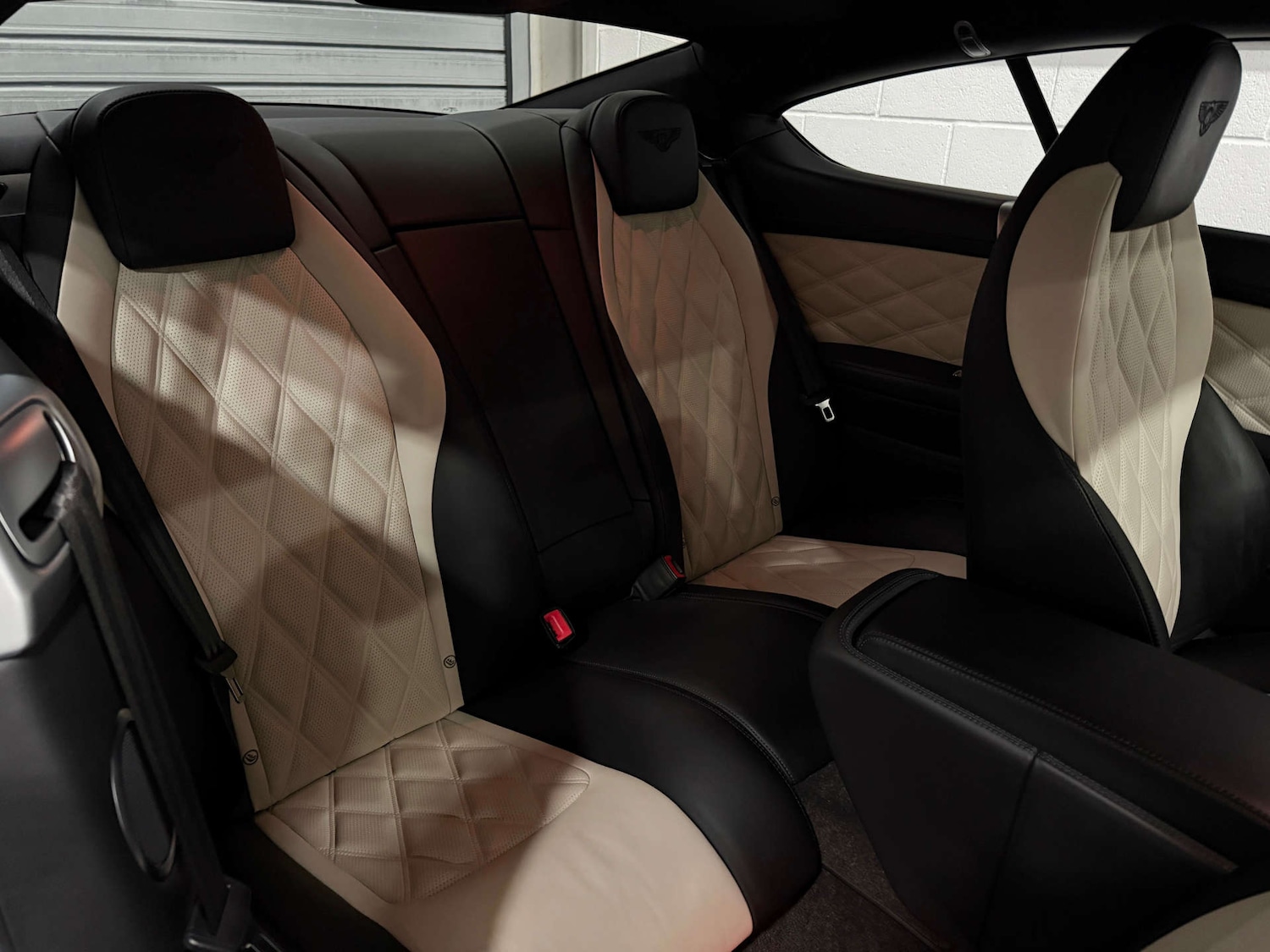 Used Bentley Continental 2012 for sale - 76931770: Photo 19